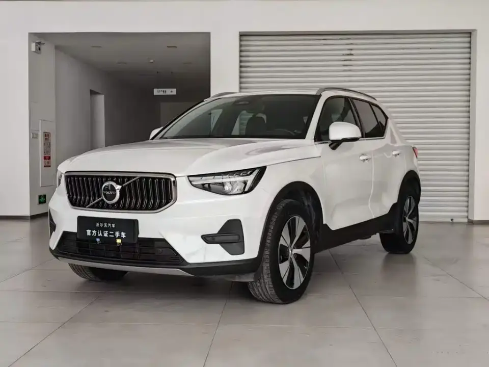 Volvo XC40 B3 Smart Elite Luxury Edition 2024