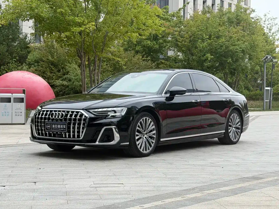 Audi A8 A8L 50 TFSI quattro Exclusive Selection 2025