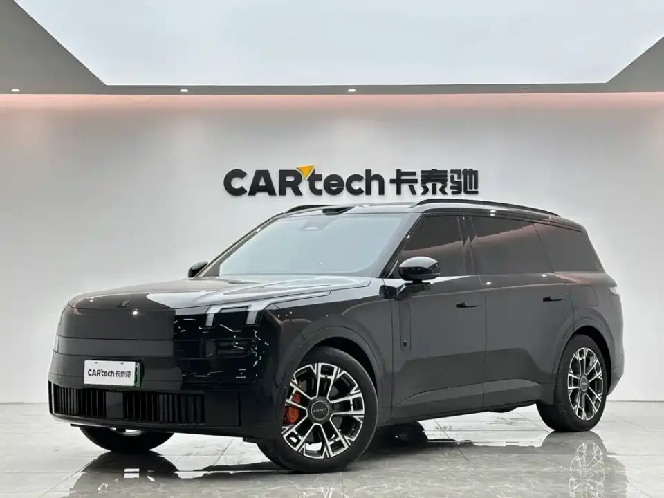 Lynk & Co 900 2.0T Ultra 2025