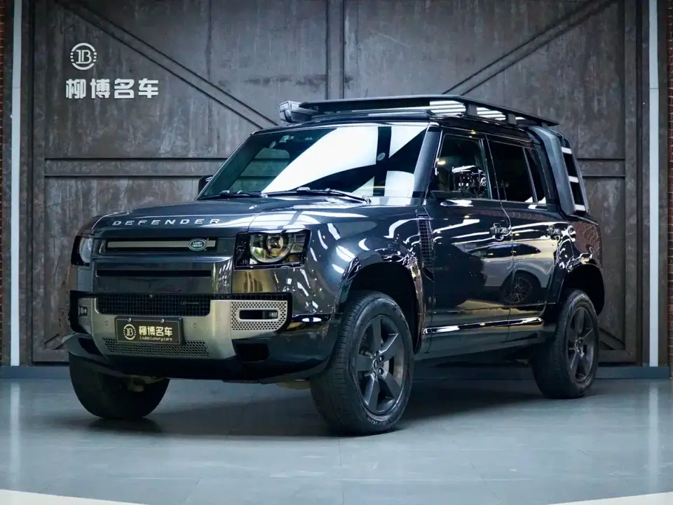 Land Rover Defender Model 110 3.0T P400 X-DYNAMIC HSE 2023