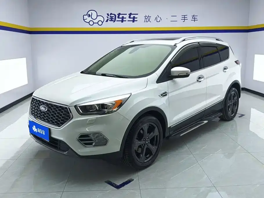 Ford Kuga EcoBoost 180 2WD Luxury Wing Edition China VI 2019