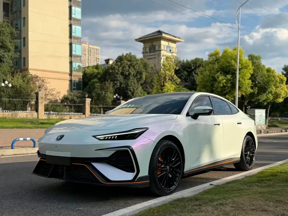 Changan UNI-V 2.0T Sport Version 2025