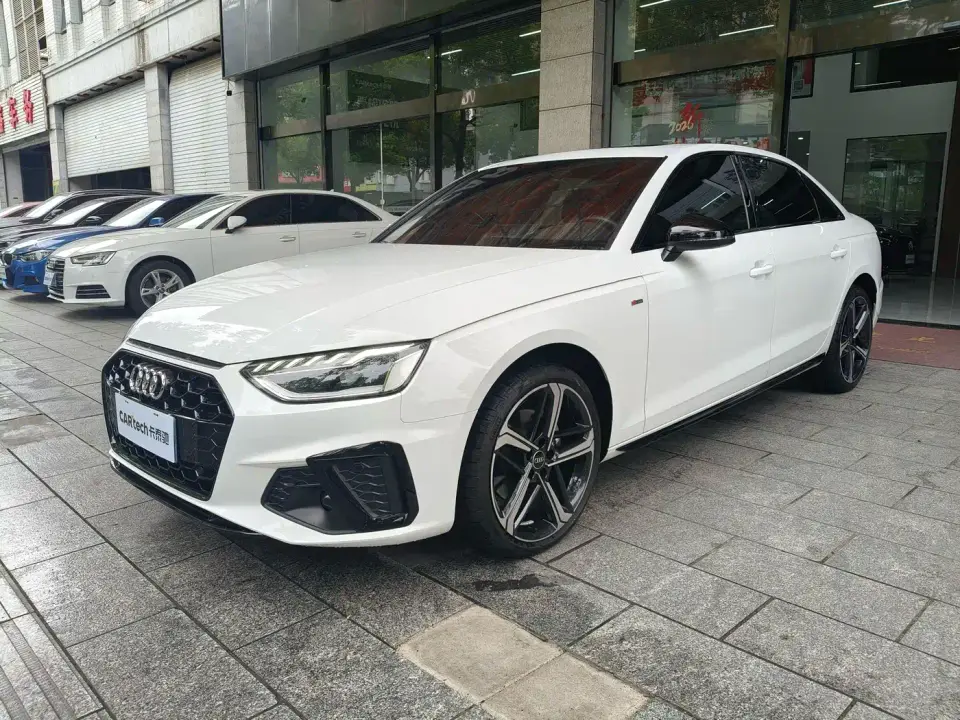 Audi A4L 40 TFSI Luxury Dynamic 2024