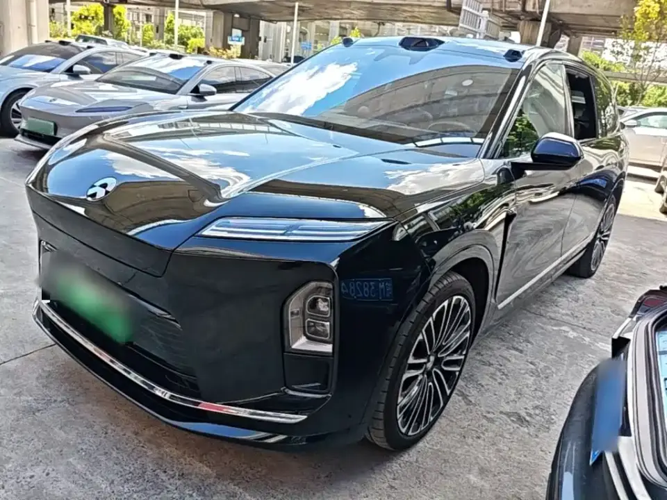 NIO ES8 Base Model 2025