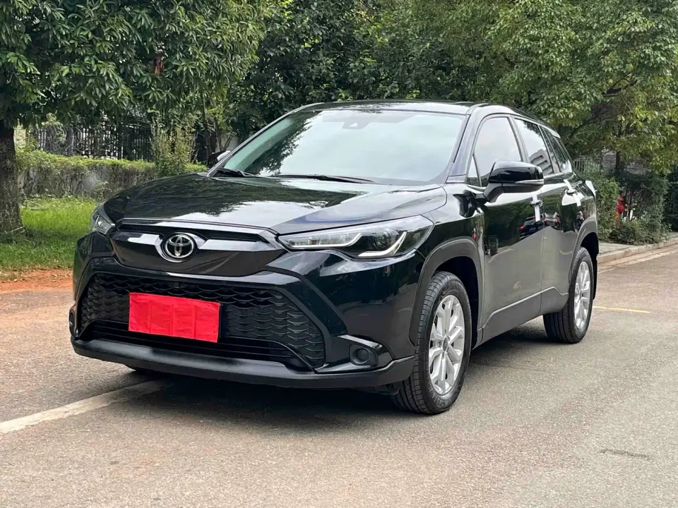 Toyota Frontlander 2.0L CVT Leading Edition 2023
