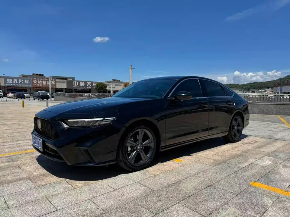 Honda Inspire 260TURBO Elite Edition 2025