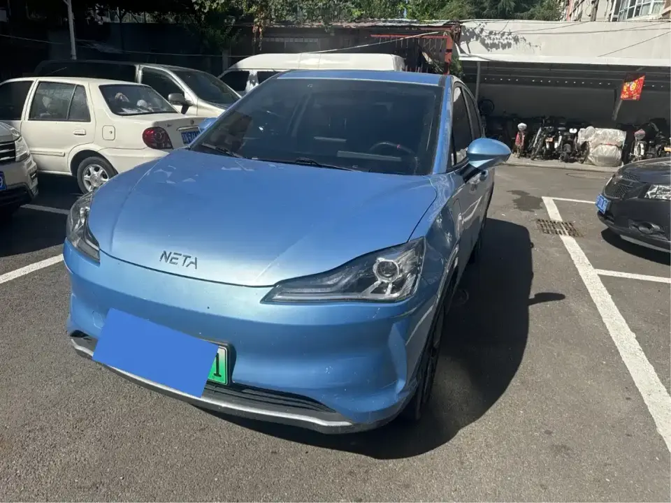 Neta Nezha V Trend 400 Lite 2022
