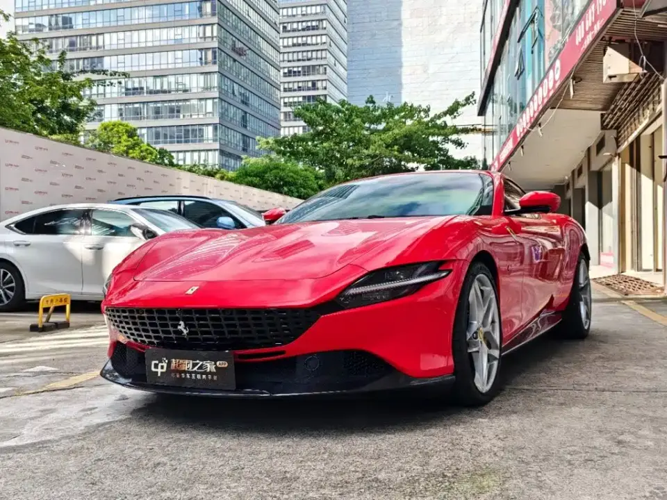 Ferrari Roma 3.9T V8 2022