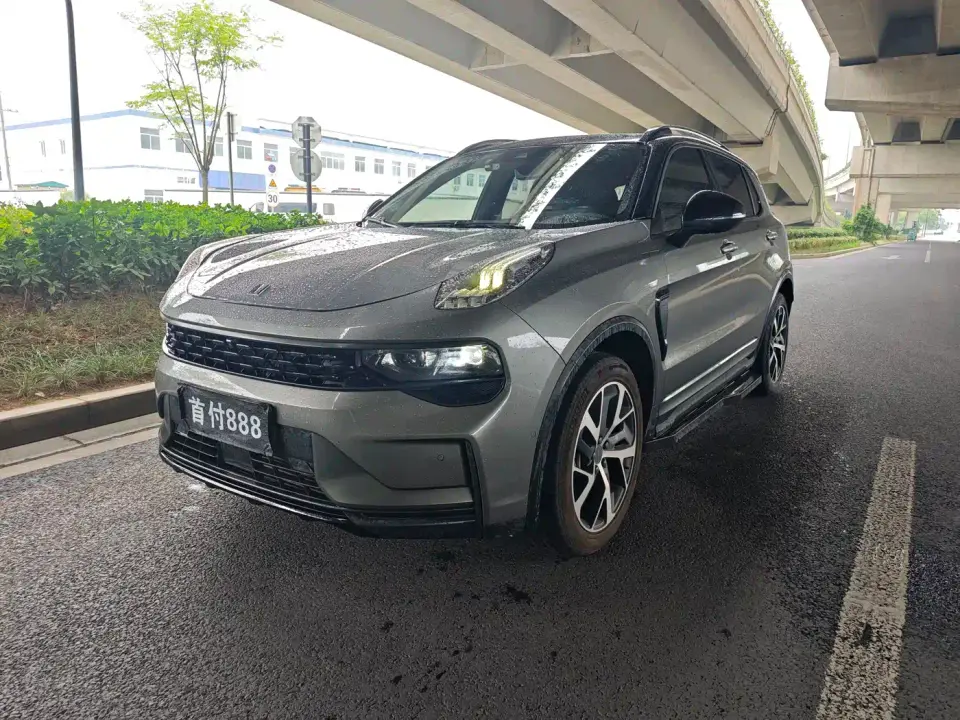 Lynk & Co 01 2.0TD AWD Halo Sport 2021