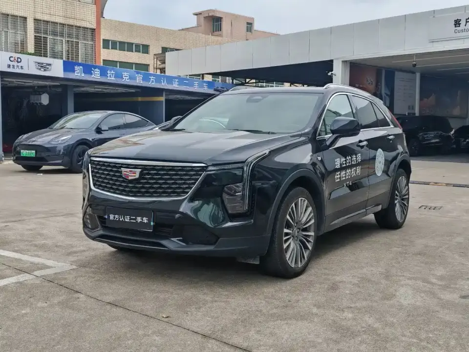Cadillac XT4 Facelift 28T 2WD Premium 2025