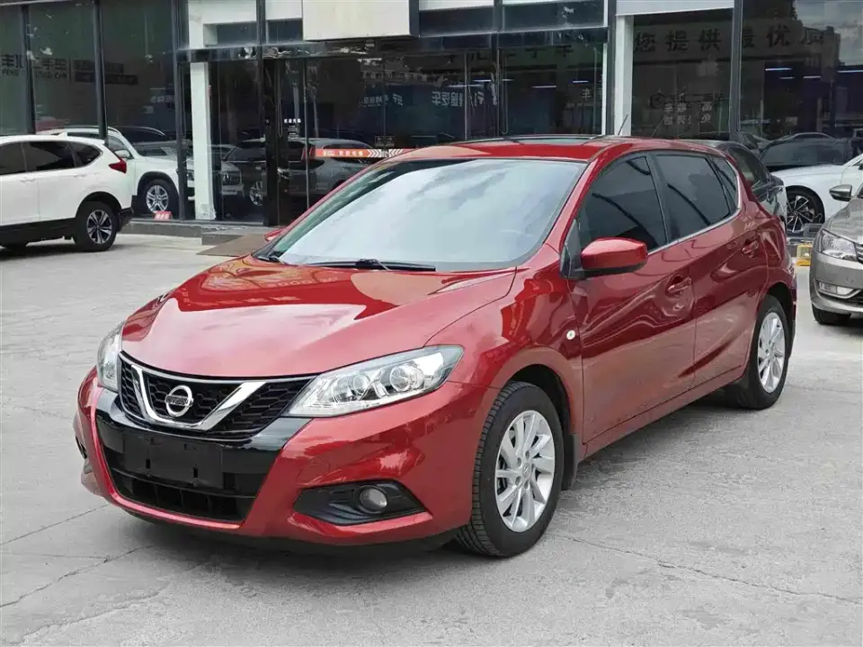 Nissan Tiida 1.6L CVT Cool Edition 2020