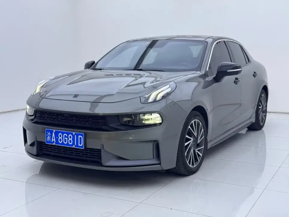 Lynk & Co 03 2.0TD DCT Power Plus 2022