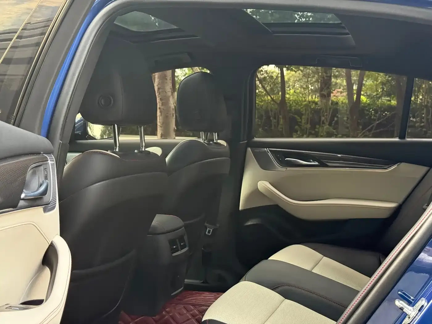 Cadillac CT5 Facelift 28T Platinum Sport Edition 2020 — фото 16