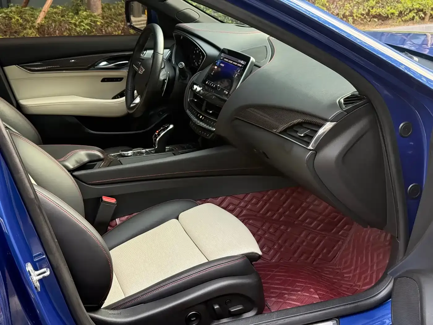 Cadillac CT5 Facelift 28T Platinum Sport Edition 2020 — фото 12