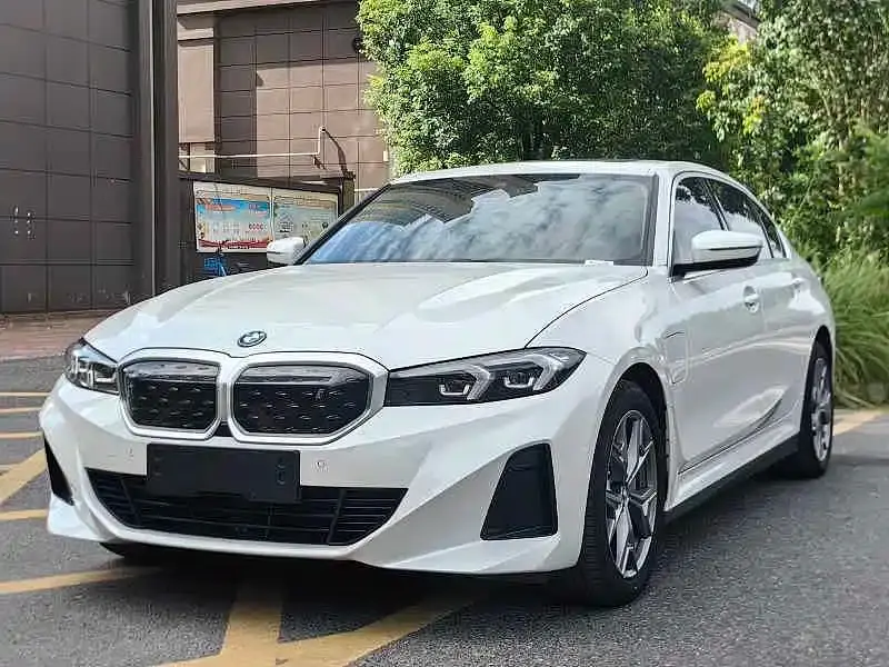 BMW i3 eDrive 35 L 2024