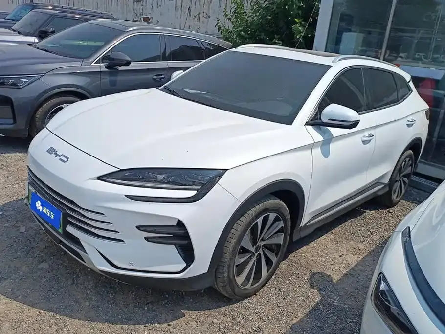 BYD Song PLUS PHEV Champion Edition DM-i 110KM Flagship PLUS 2023