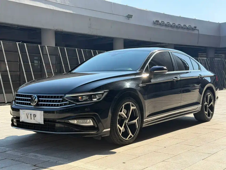 Volkswagen Magotan Model 2 Million Commemorative Edition 330TSI DSG Luxury 2023