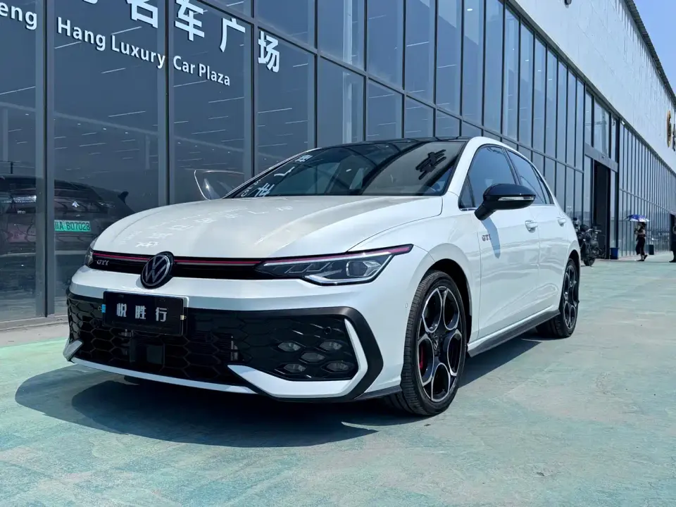 Volkswagen Golf GTI 380TSI DSG GTI 2025