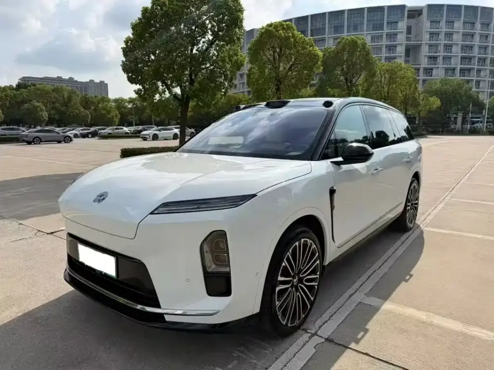 NIO ES8 Base Model 2025