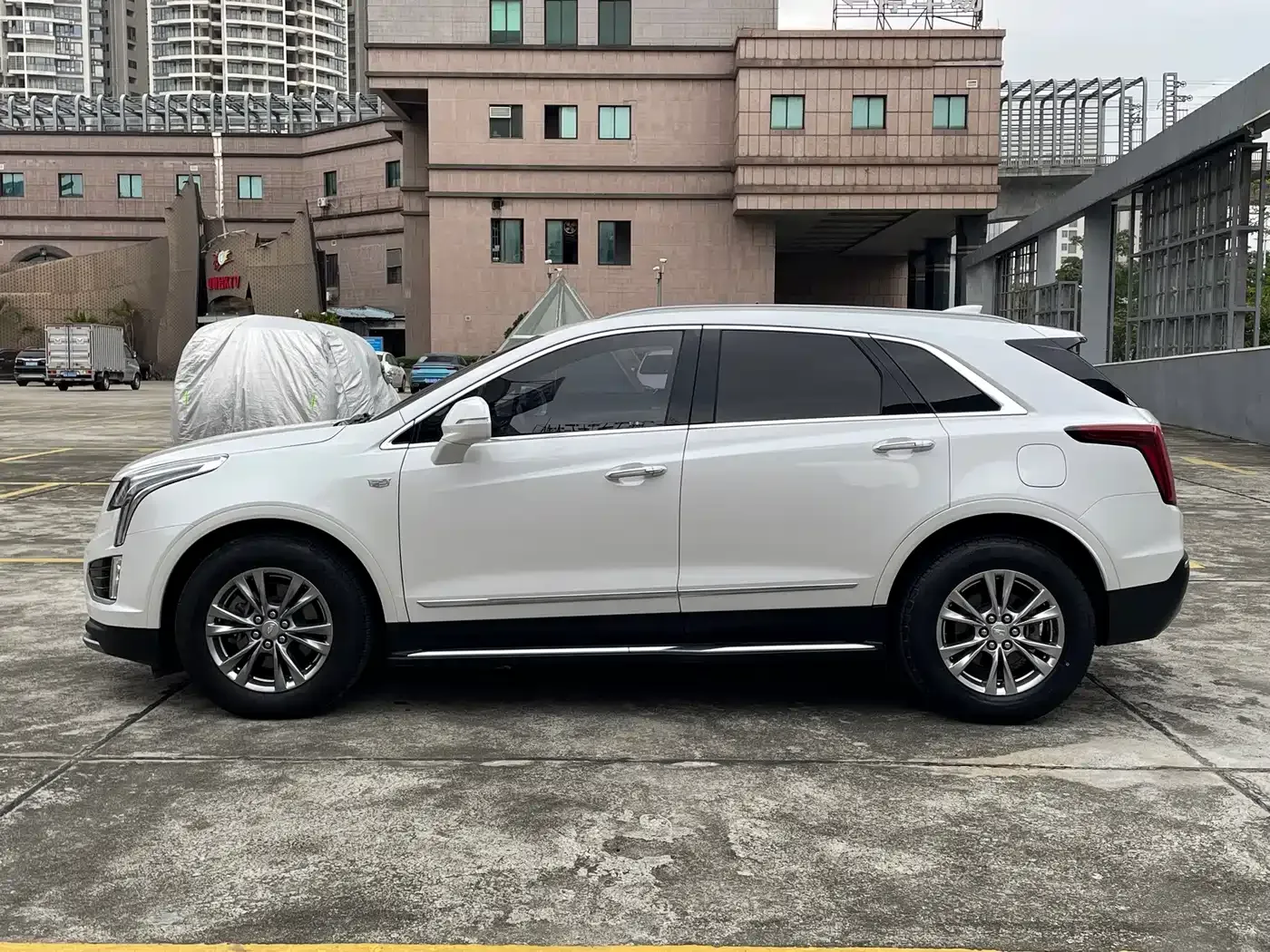 Cadillac XT5 Facelift 28T Luxury Model 2020 — фото 31