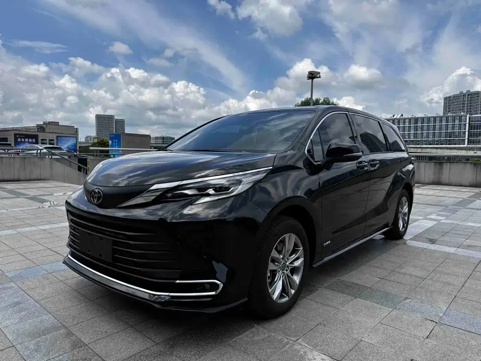 Toyota Sienna 2.5L Hybrid Comfort Edition 2025