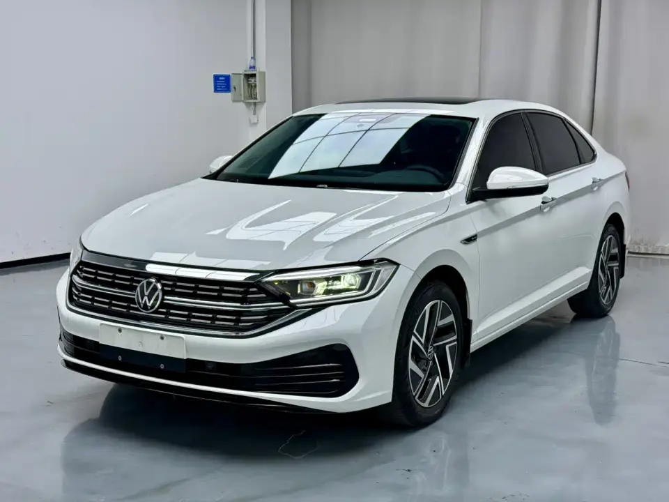 Volkswagen Sagitar Model Year 280TSI DSG Surpass Edition 2022