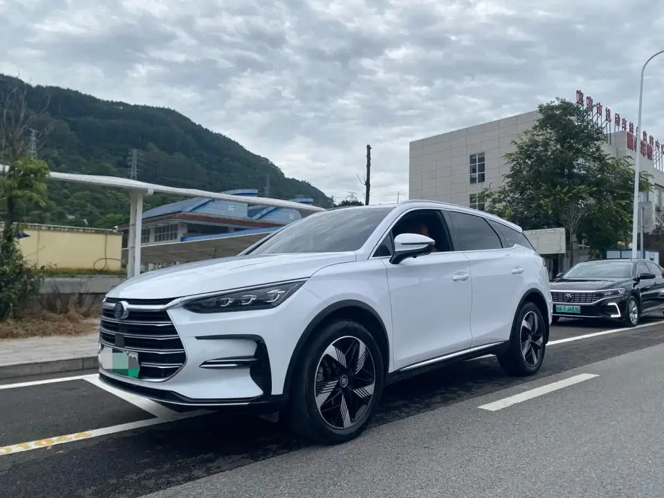 BYD Tang New Energy Model DM-i Champion Edition 112KM Honor 2024