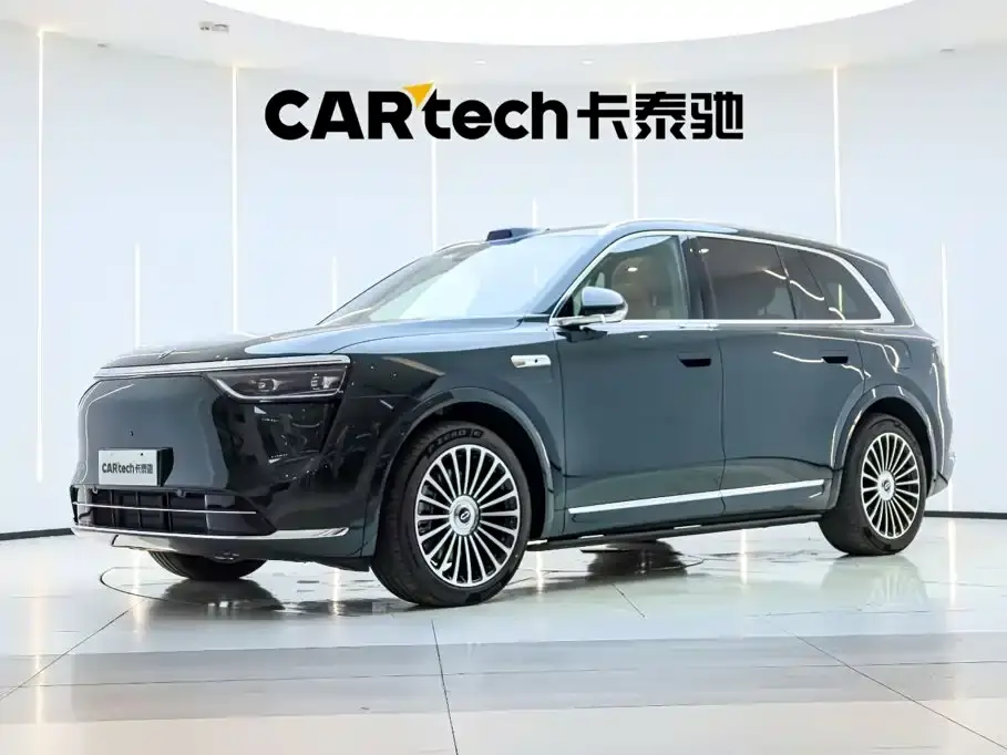 AITO Wenjie AITO M8 Extended Range Ultra 53.4kWh 6-Seater 2025