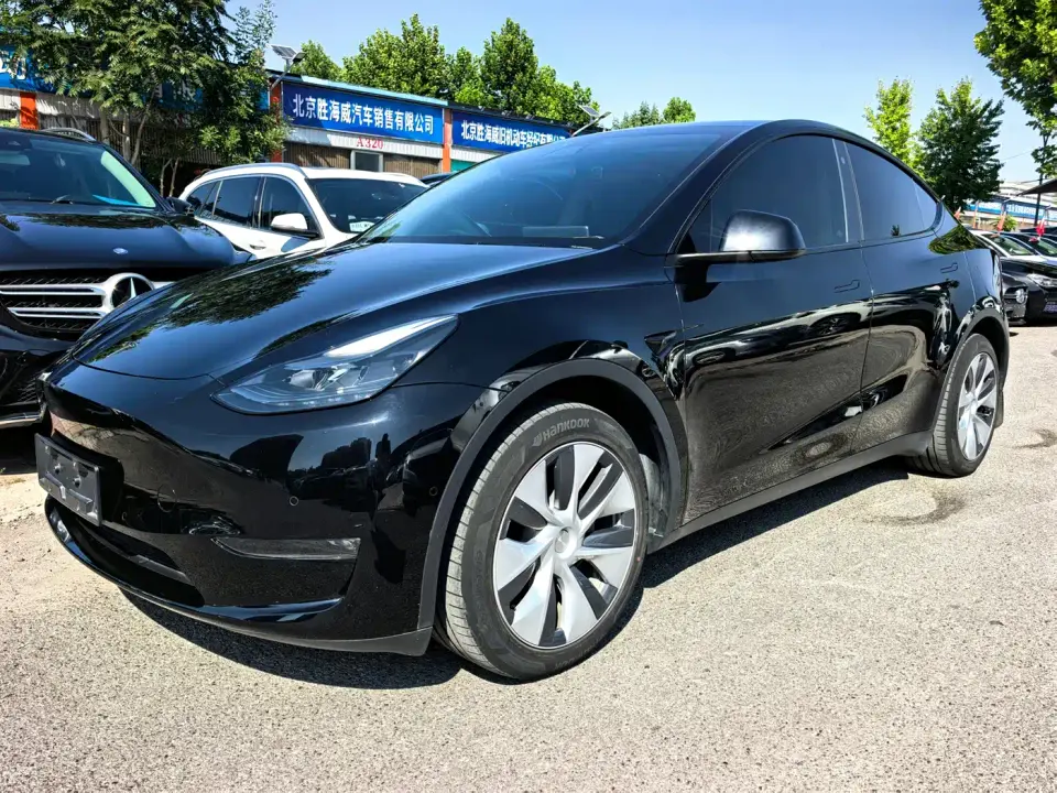Tesla Model Y Long Range All-Wheel Drive Edition 2023