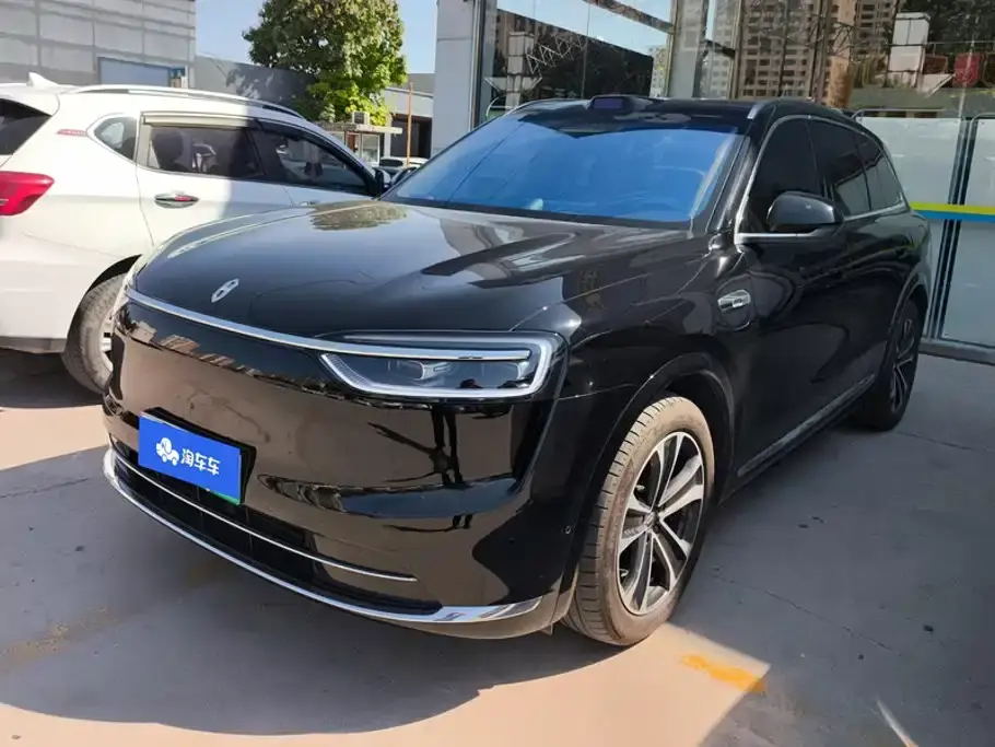 AITO Wenjie AITO M7 Extended Range Base Model 6-Seater 2026
