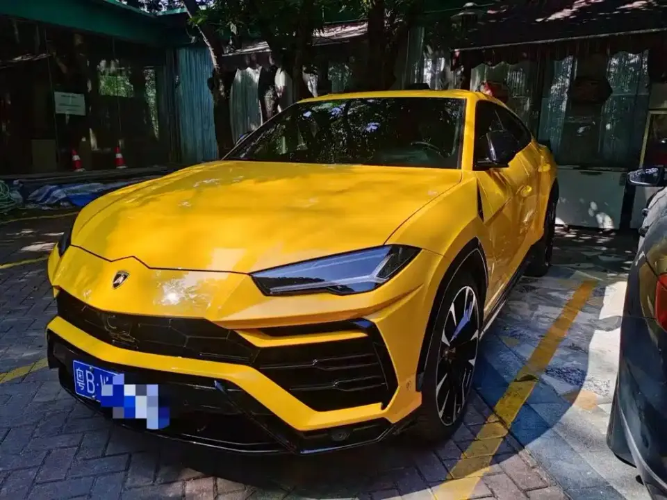 Lamborghini Urus 4.0T V8 2022