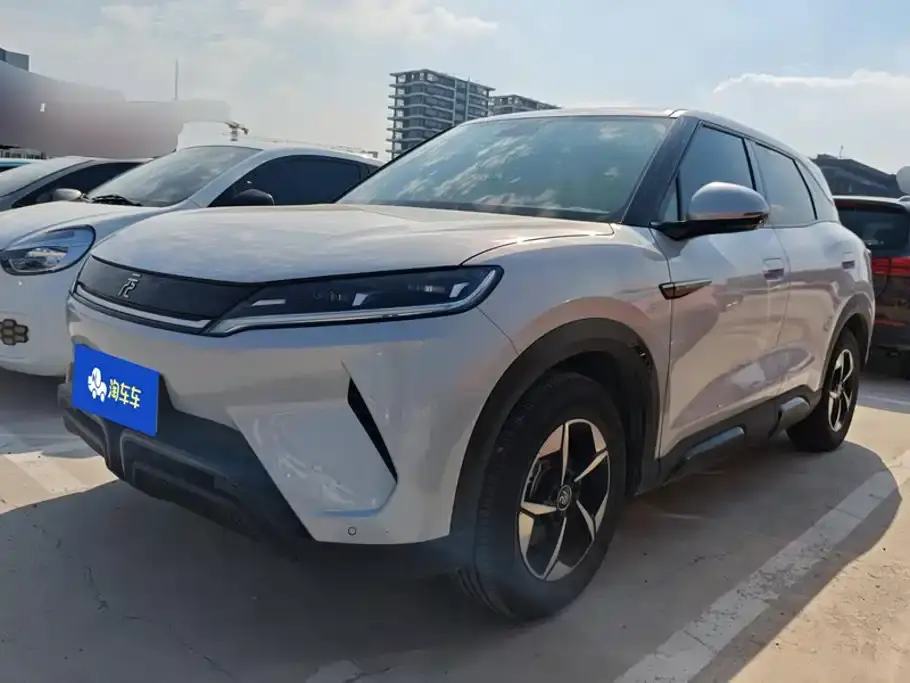BYD Yuan UP 301KM Leading Edition 2024