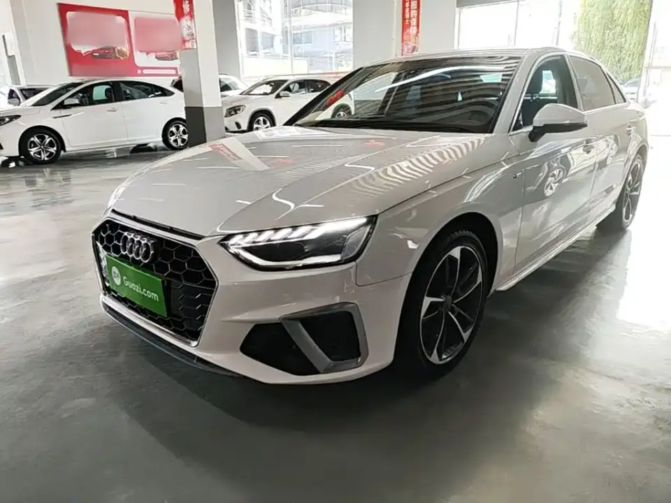 Audi A4L 40 TFSI Fashion Dynamic Edition 2021