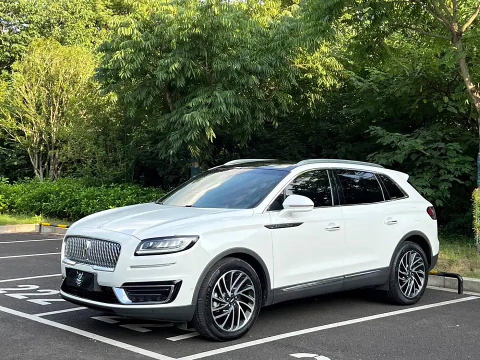 Lincoln Nautilus (Import) 2.0T AWD Reserve 2021