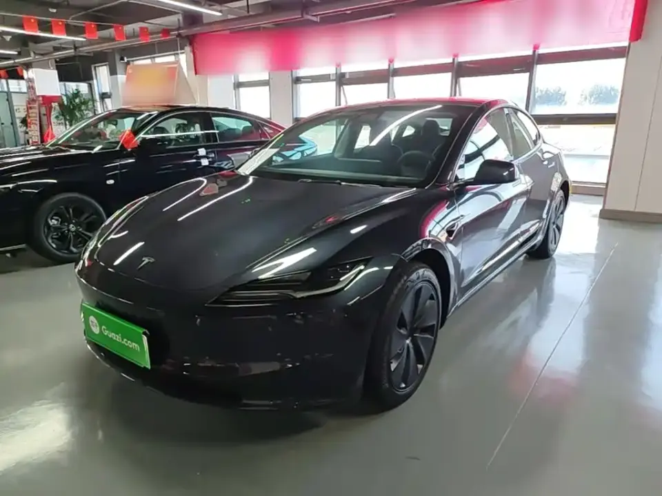 Tesla Model 3 Model Year Facelift Rear-Wheel Drive 2026