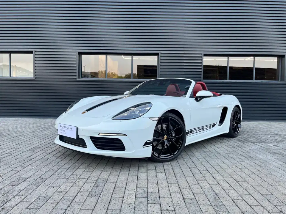 Porsche 718 Boxster Style Edition 2.0T 2024
