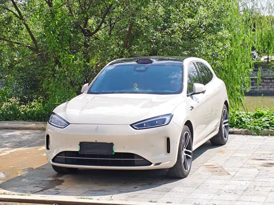 AITO Wenjie AITO M5 Extended Range Ultra AWD 2025