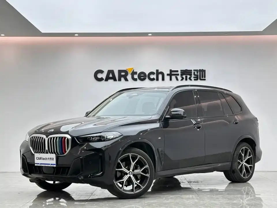 BMW X5 xDrive 30Li Premium M Sport Black Night Package 2024