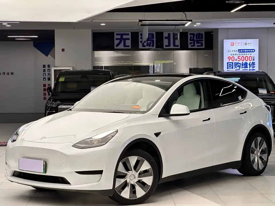 Tesla Model Y Facelift Rear-Wheel Drive Version 2023