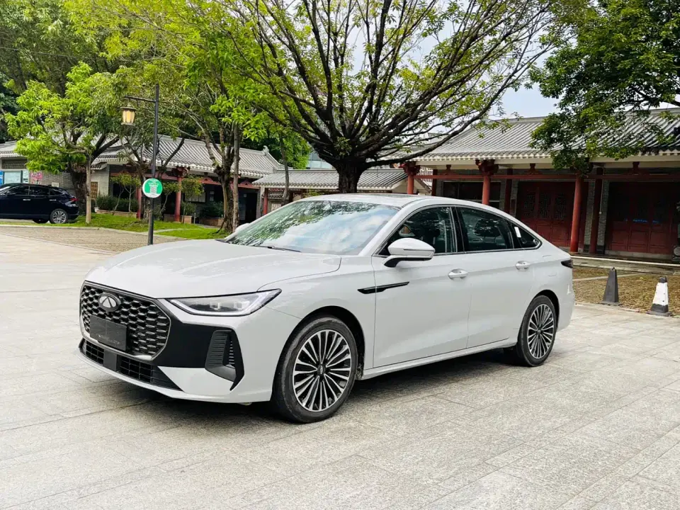 Chery Fengyun Fengyun A8L 1.5TGDI 145km Luxury 2025