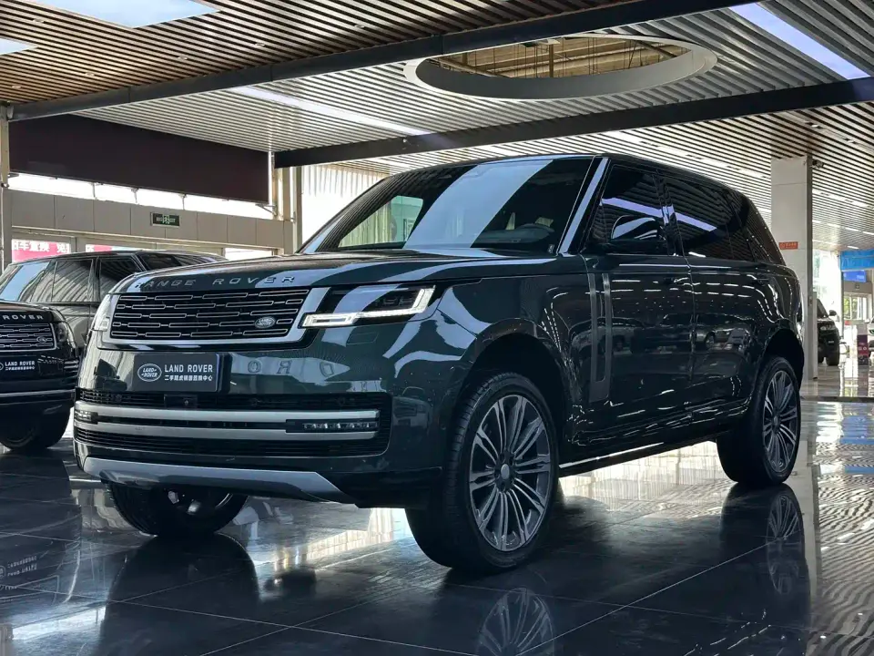 Land Rover Range Rover 3.0 L6 400PS Golden Age 7-Seater Long Wheelbase 2023