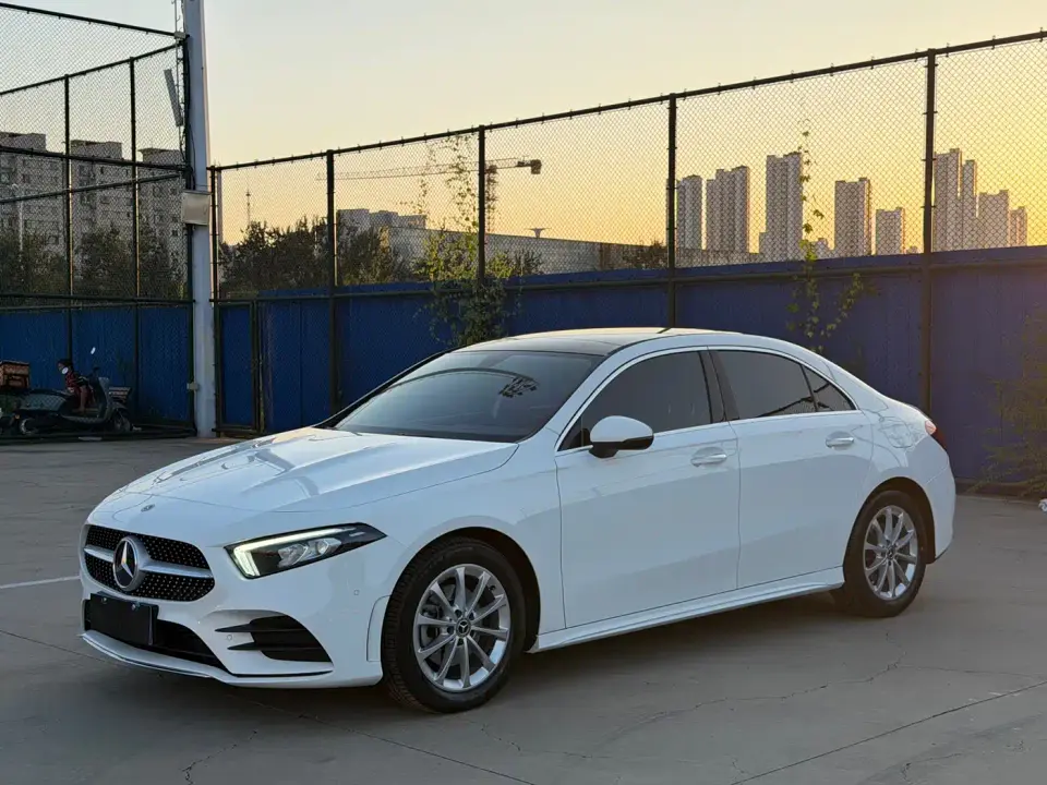 Mercedes-Benz A-Class Facelift A 200 L Sport Sedan Fashion Style 2022