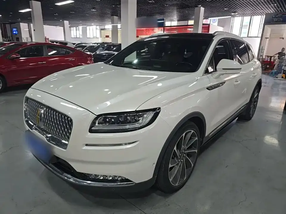 Lincoln Nautilus 2.7T AWD Prestige Edition 2021