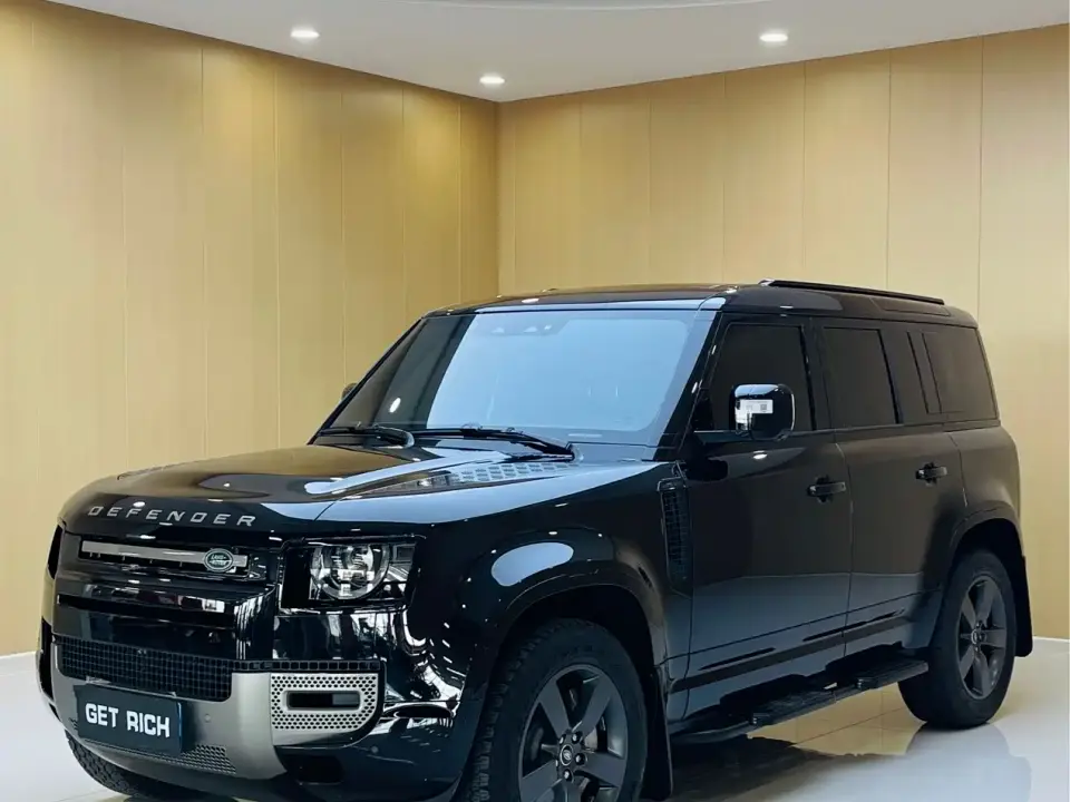 Land Rover Defender 110 3.0T P400 X-Dynamic SE 2025