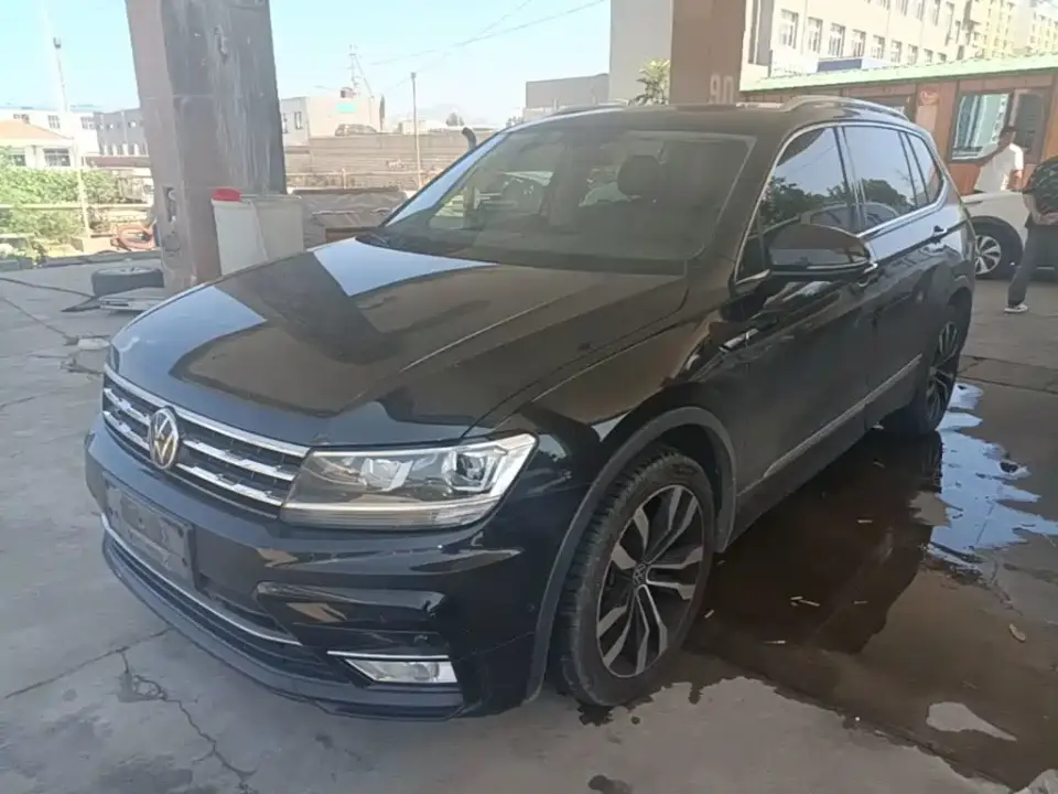 Volkswagen Tiguan L 330TSI Automatic 2WD R-Line Premium 2020