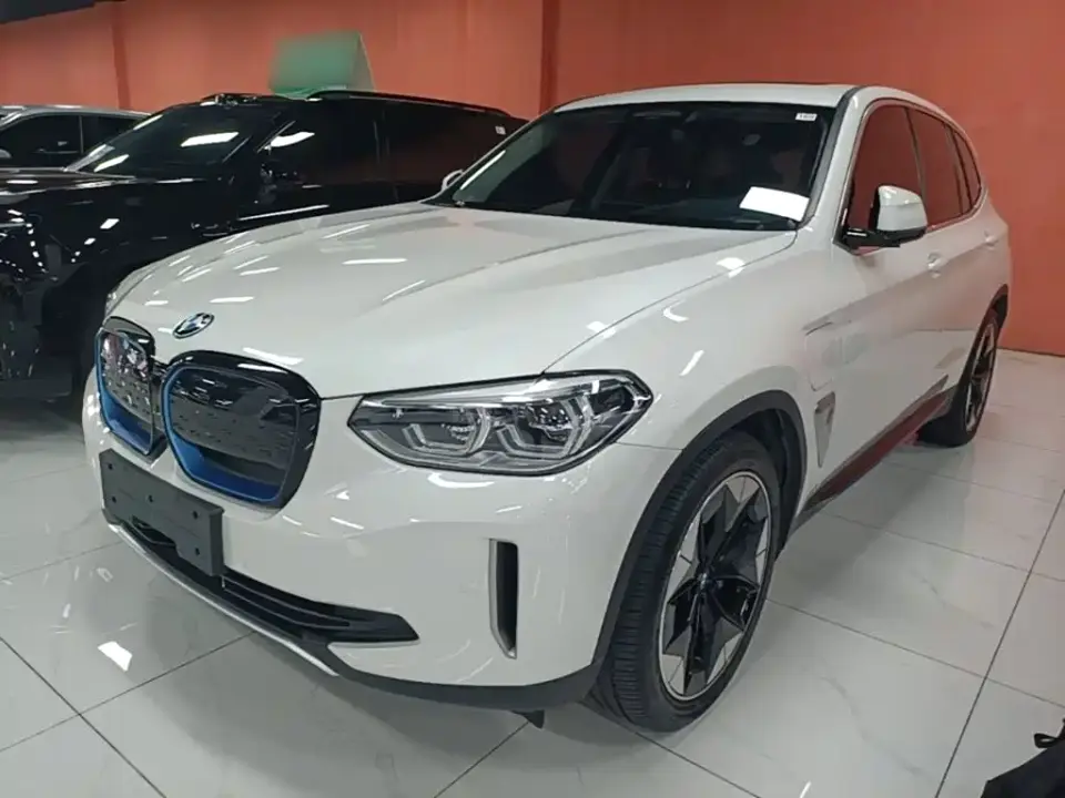 BMW iX3 Pioneer 2022