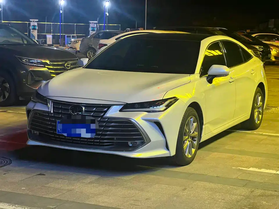 Toyota Avalon 2.0L Premium Selection 2024