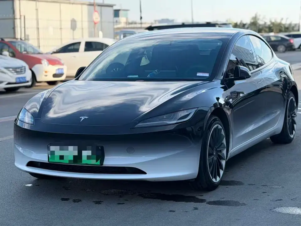 Tesla Model 3 Long Range All-Wheel Drive 2024