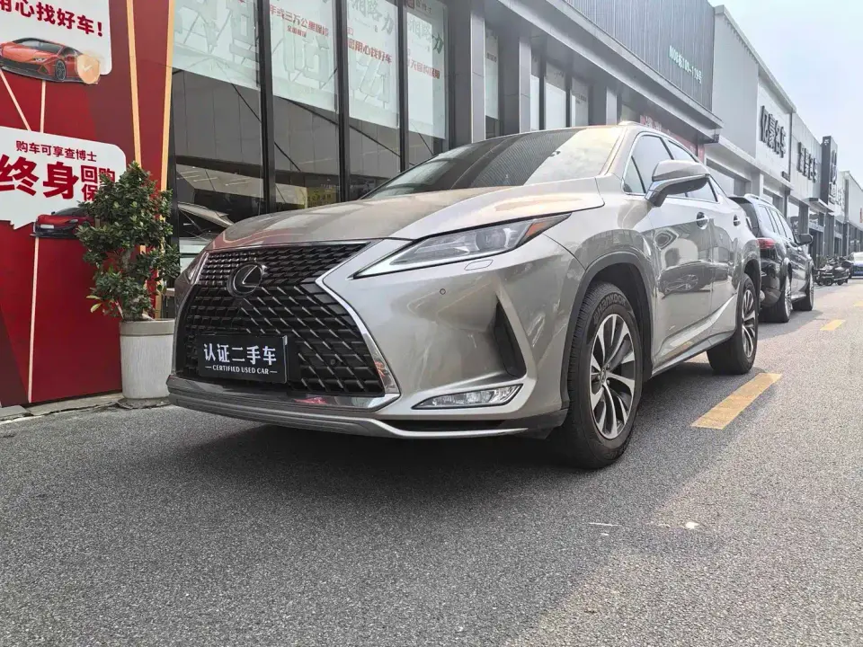 Lexus RX Facelift 300 2WD Elite Edition 2020