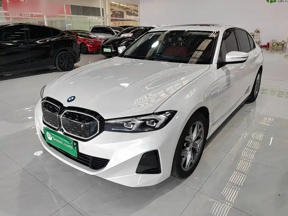 BMW i3 eDrive 35 L 2023